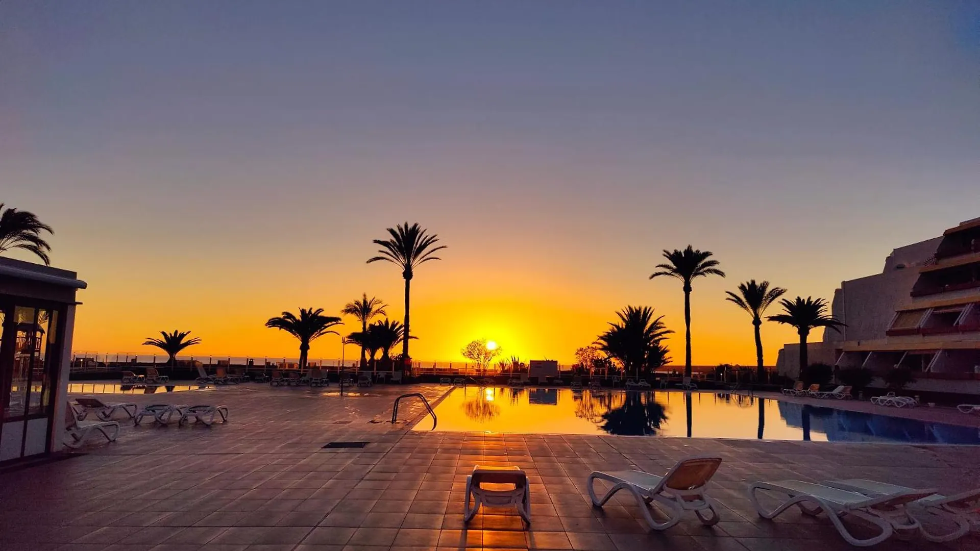 Maravilla Suite 140 M2 - 3 Bedrooms, Heated Pool Costa Del Silencio Spain